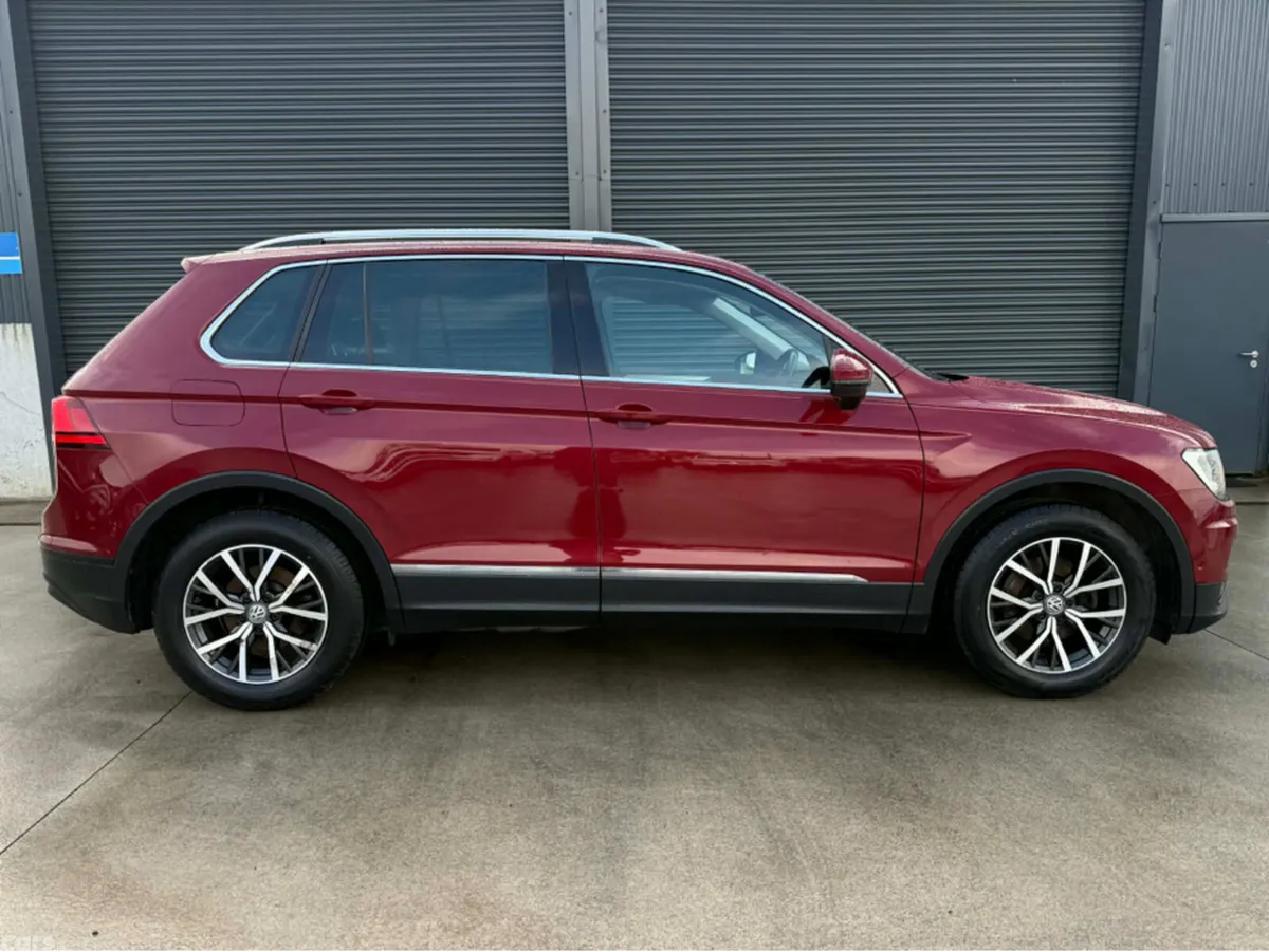 Volkswagen Tiguan Other, Diesel, 2019, Red