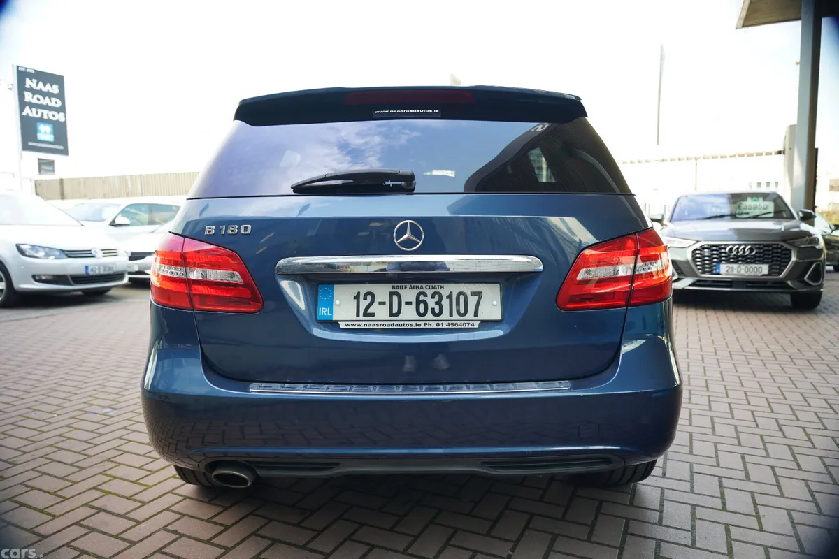 Mercedes-Benz B-Class MPV, Petrol, 2012, Blue