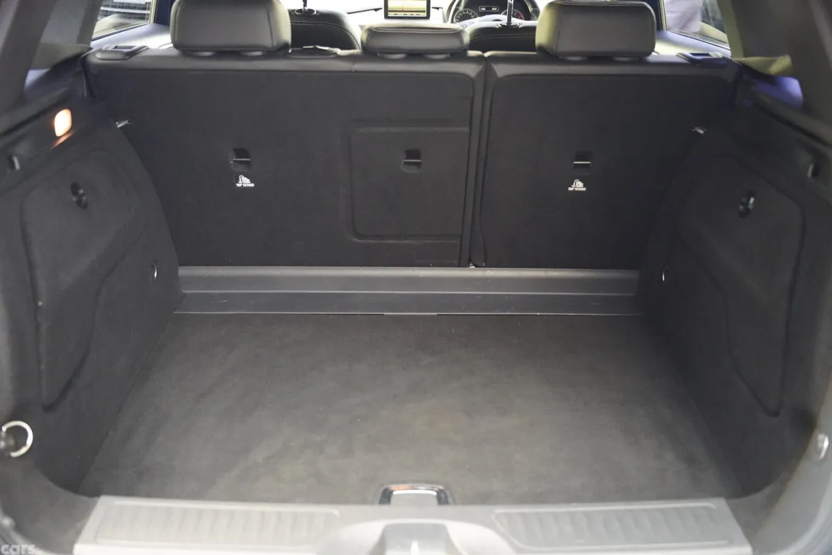 Mercedes-Benz B-Class MPV, Petrol, 2012, Blue