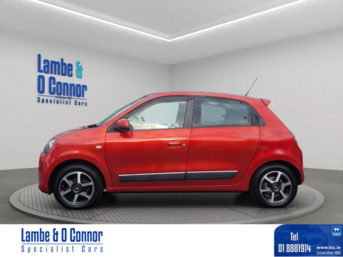 Renault Twingo Hatchback, Petrol, 2018, Red