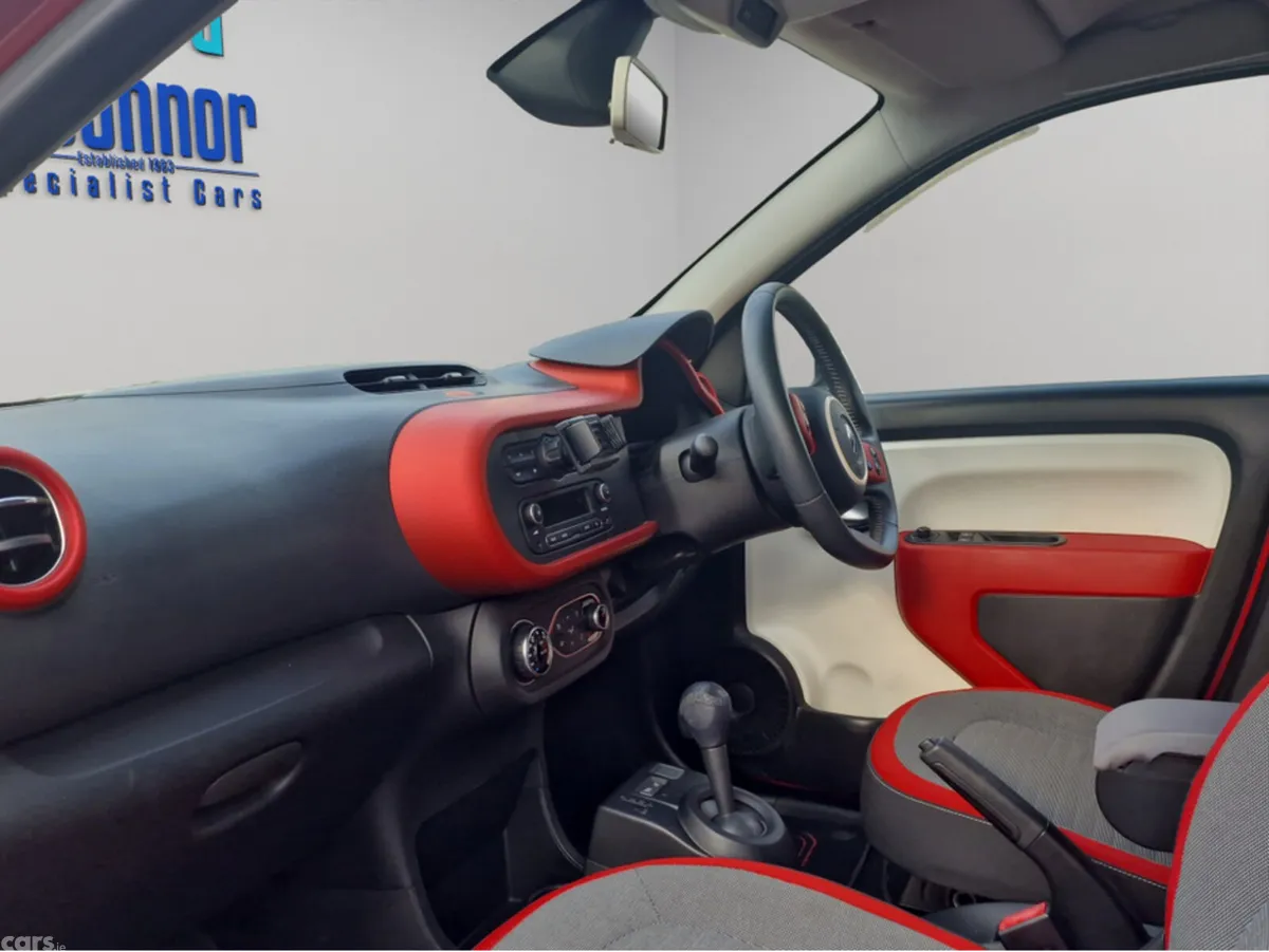 Renault Twingo Hatchback, Petrol, 2018, Red