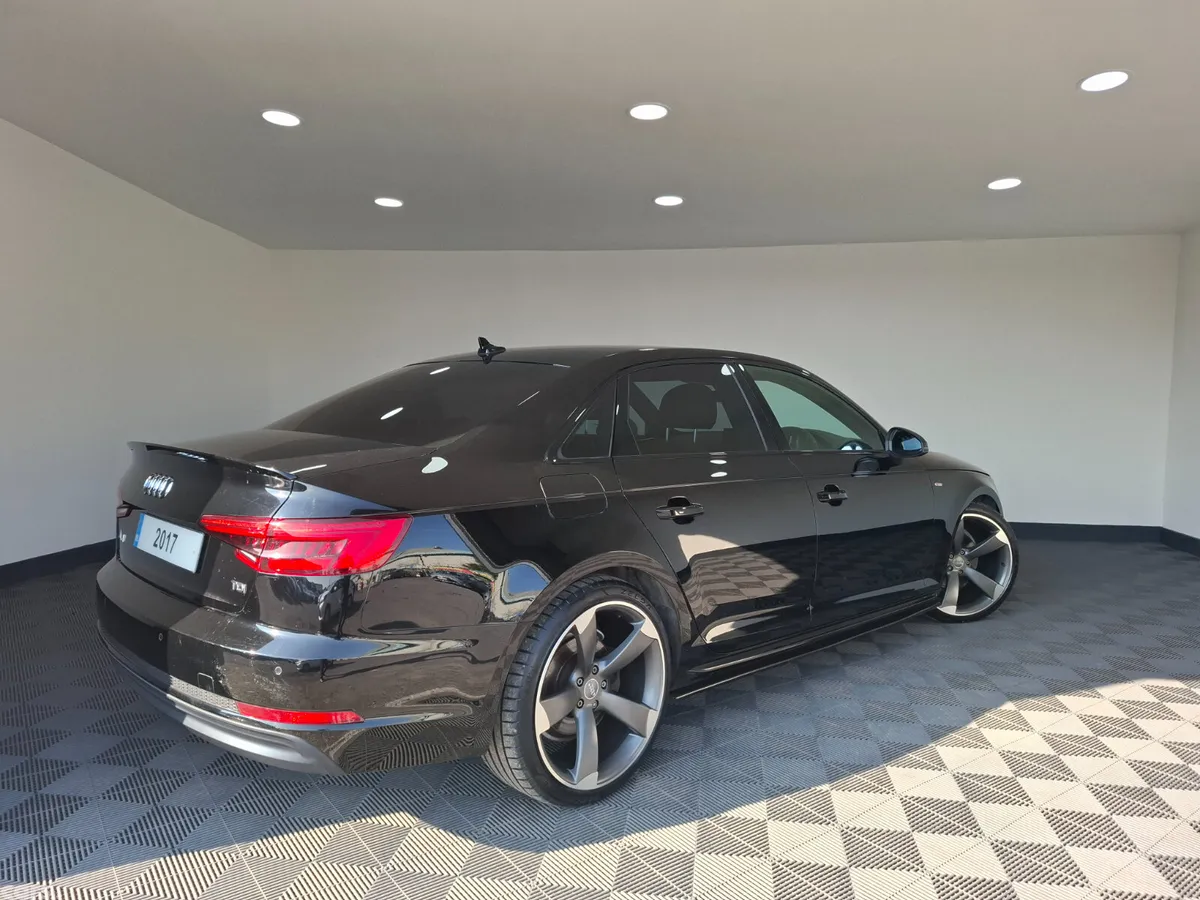Audi A4 Saloon, Diesel, 2017, Black