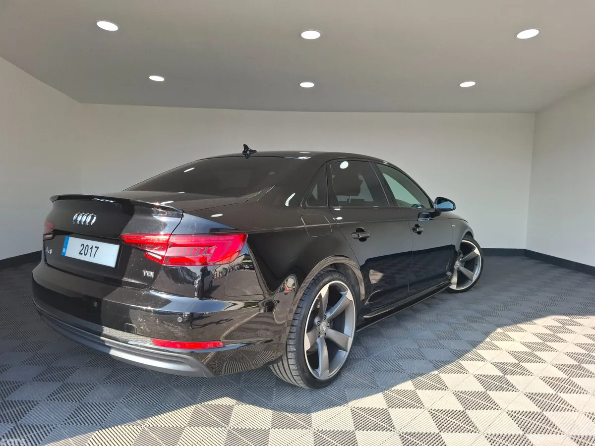 Audi A4 Saloon, Diesel, 2017, Black