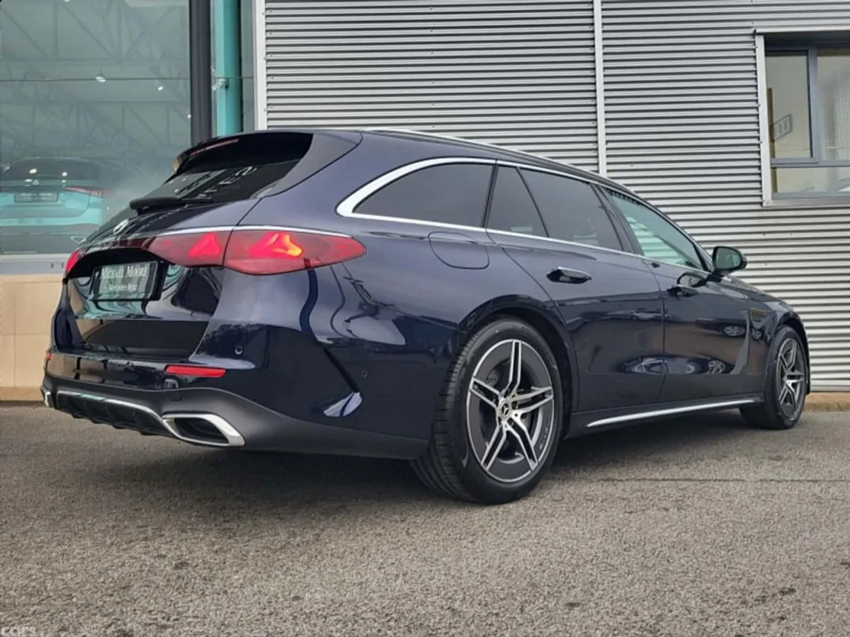 Mercedes-Benz E-Class Estate, Diesel Plug-in Hybrid, 2027, Blue