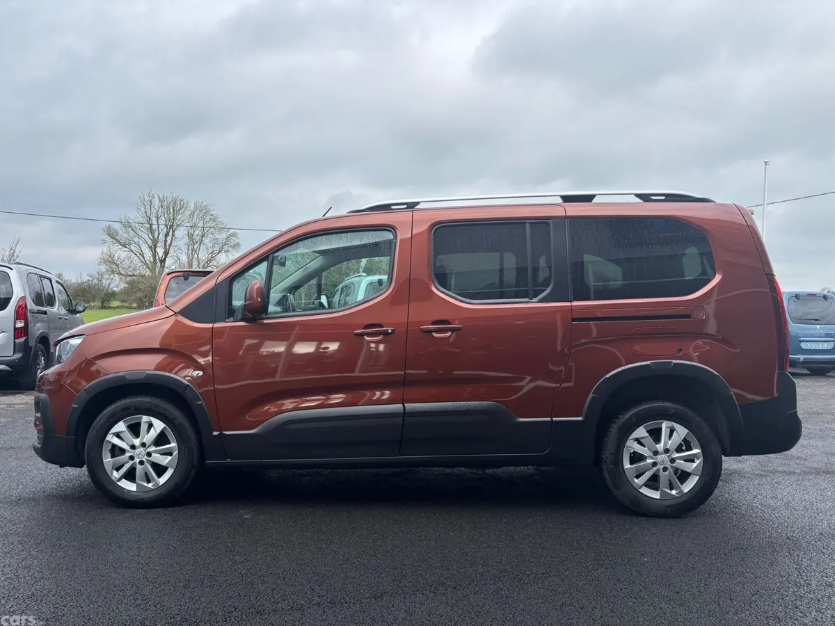 Peugeot Rifter MPV, Diesel, 2021, Brown