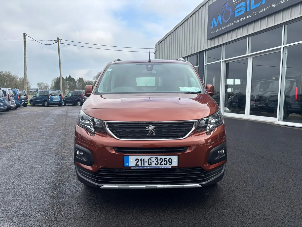 Peugeot Rifter MPV, Diesel, 2021, Brown