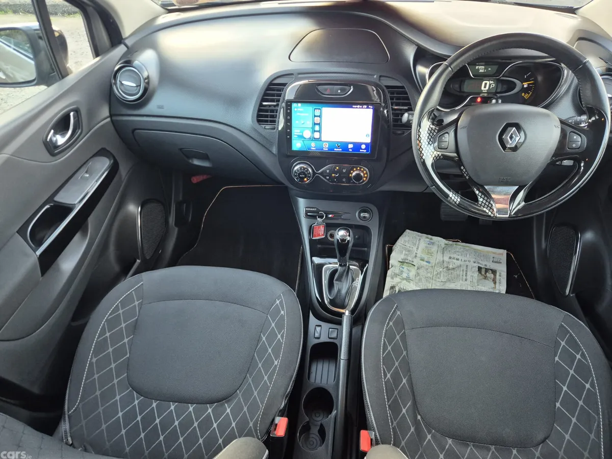 Renault Captur Hatchback, Petrol, 2016, Gold