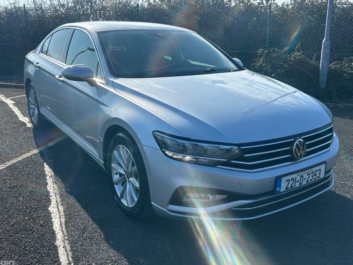 Volkswagen Passat Saloon, Diesel, 2022, Grey