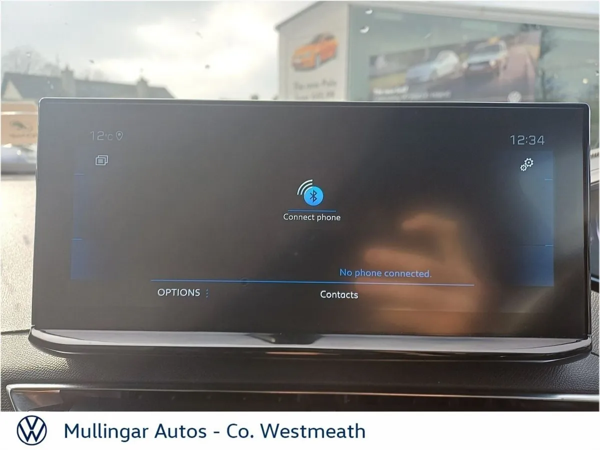 Peugeot 5008 MPV, Diesel, 2024, Grey