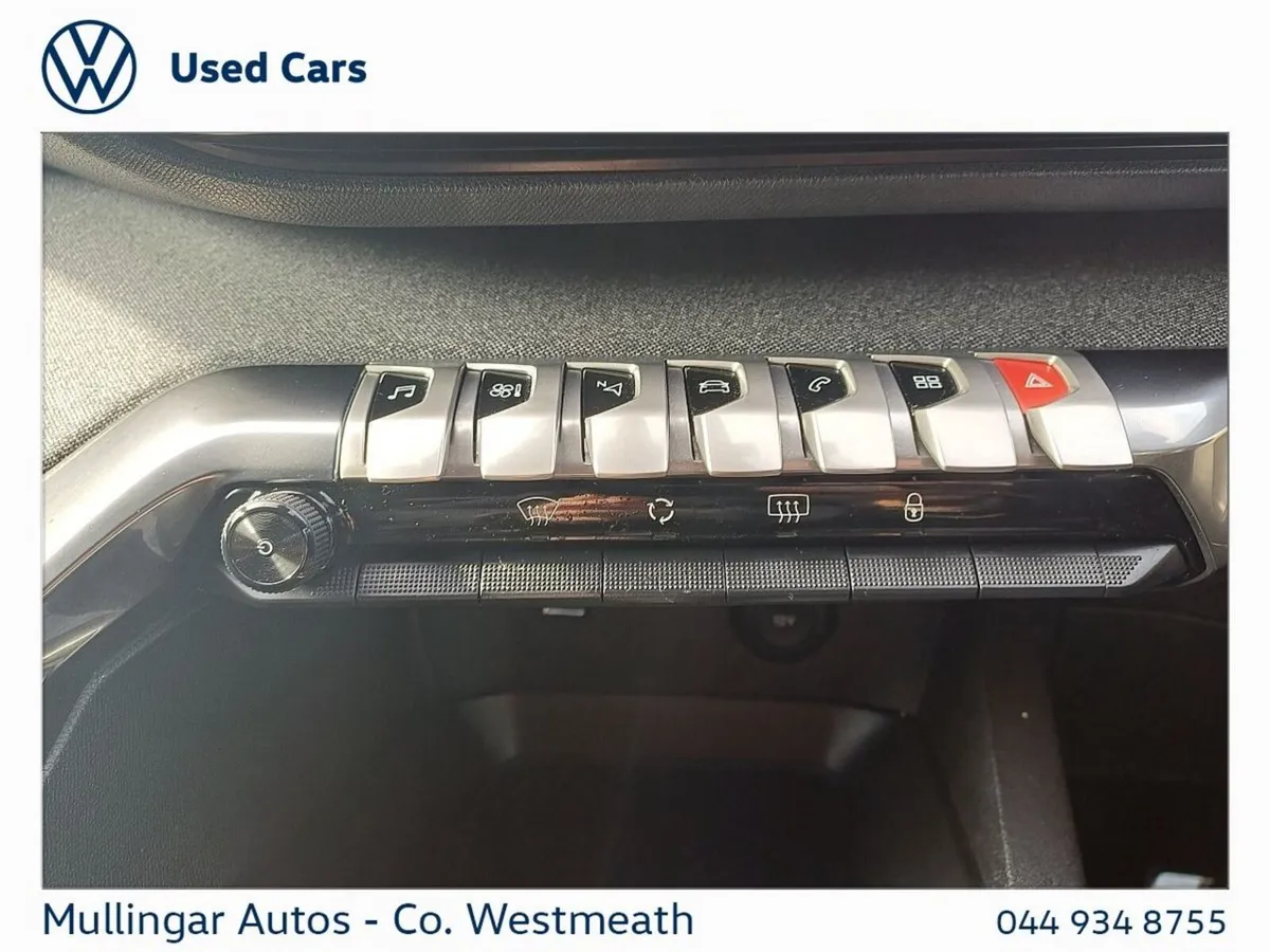 Peugeot 5008 MPV, Diesel, 2024, Grey