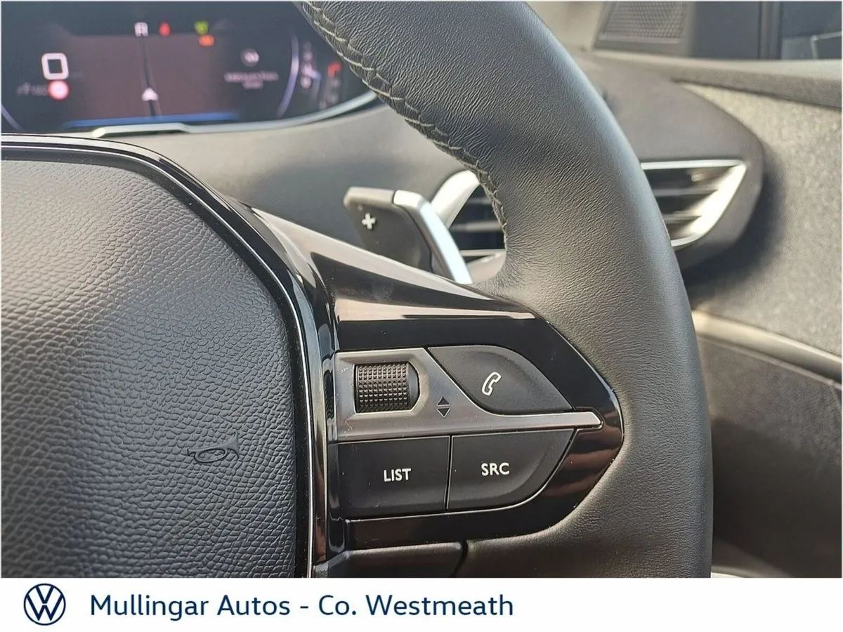 Peugeot 5008 MPV, Diesel, 2024, Grey