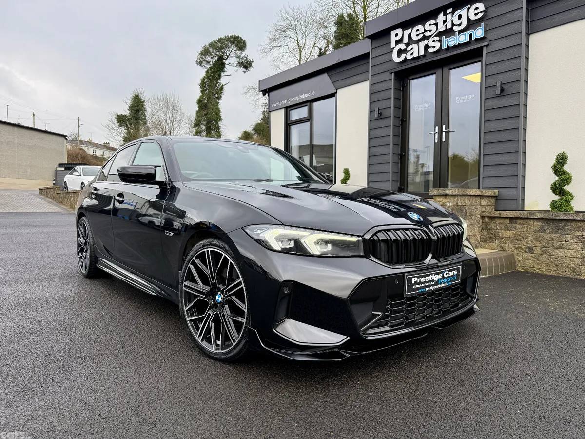 BMW 3-Series Saloon, Petrol Hybrid, 2023, Black