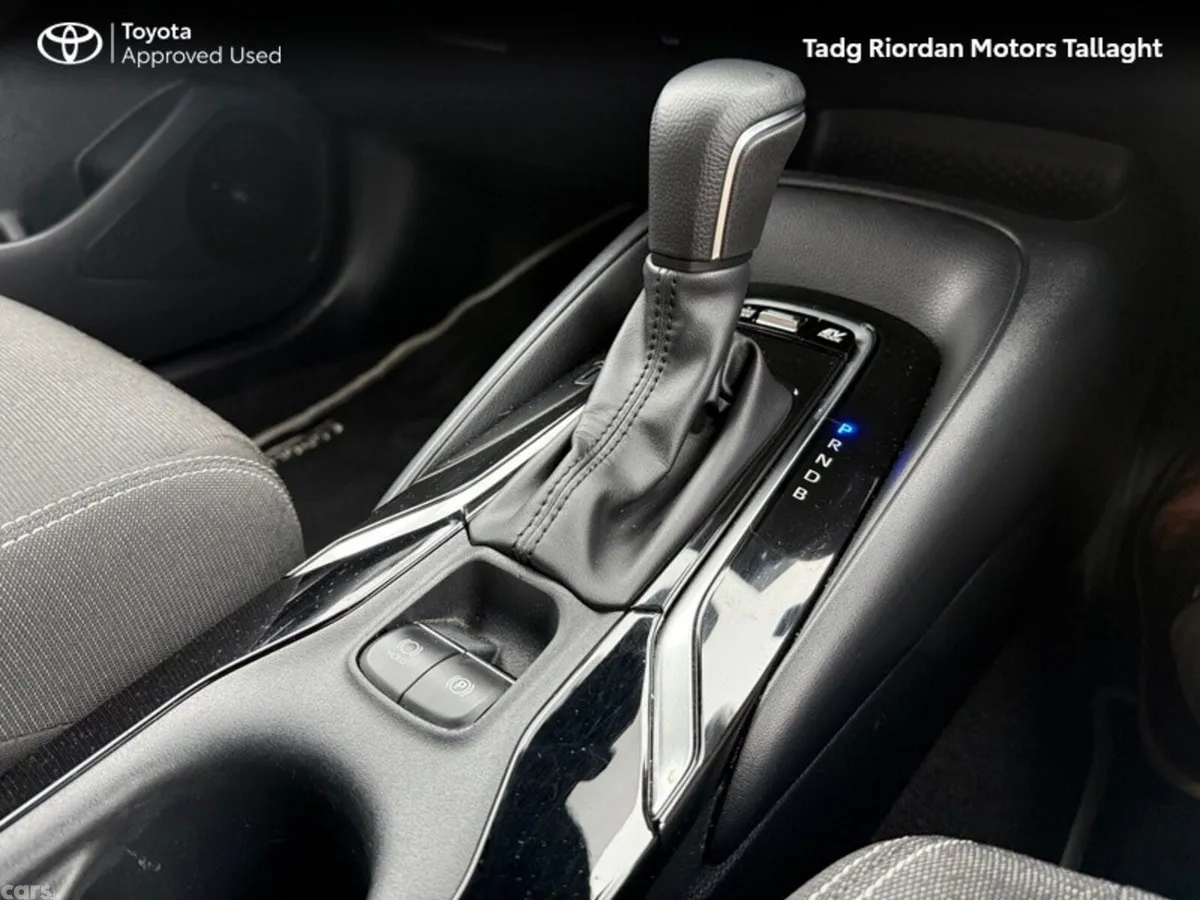 Toyota Corolla Hatchback, Petrol Hybrid, 2024, White
