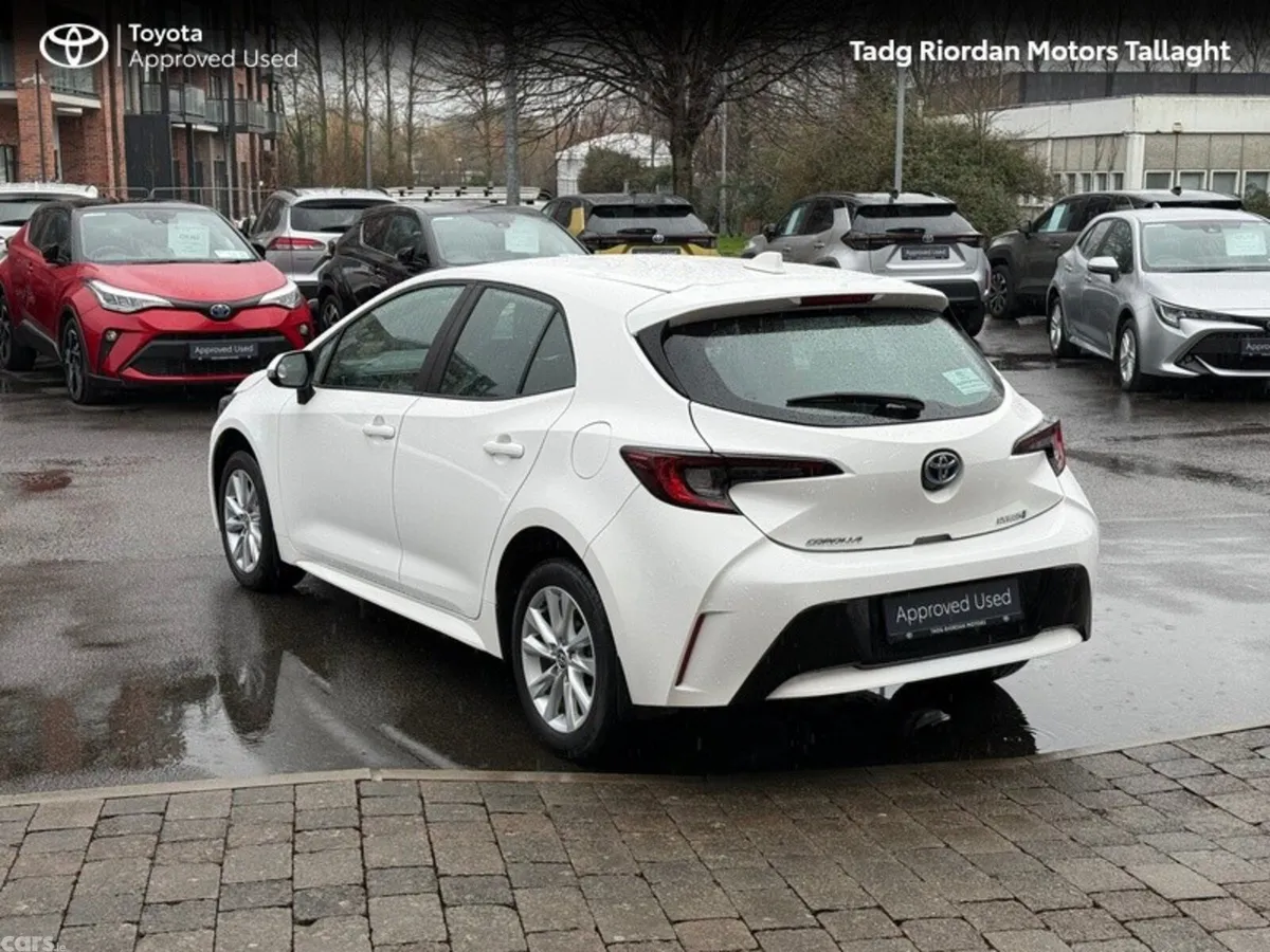 Toyota Corolla Hatchback, Petrol Hybrid, 2024, White