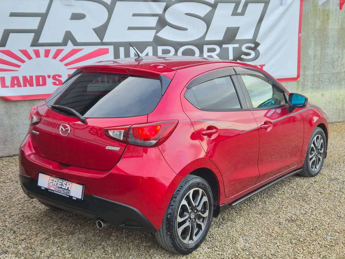 Mazda Demio Hatchback, Diesel, 2015, Red