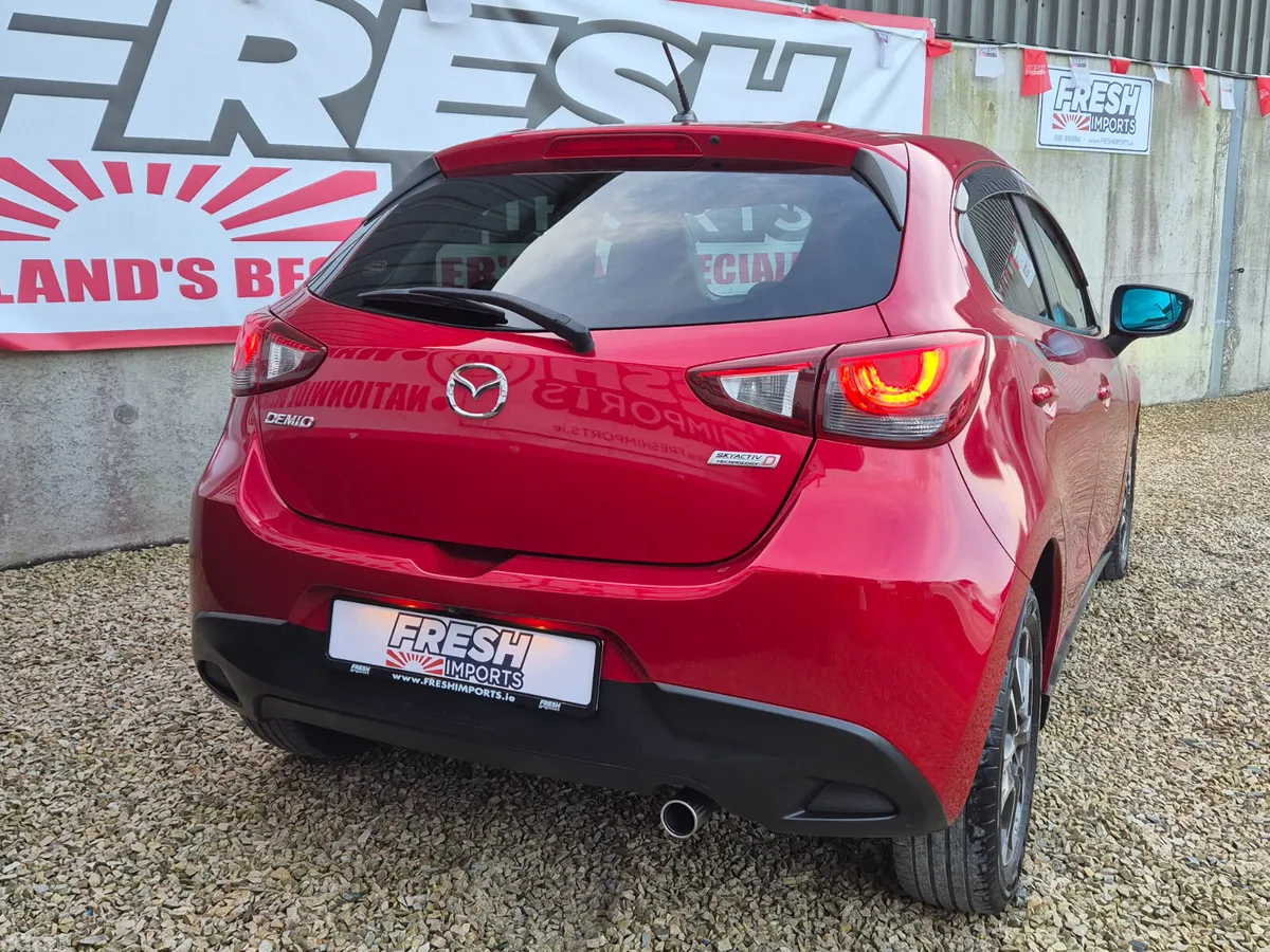 Mazda Demio Hatchback, Diesel, 2015, Red