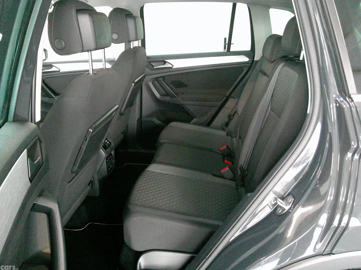Volkswagen Tiguan SUV, Diesel, 2019, Grey