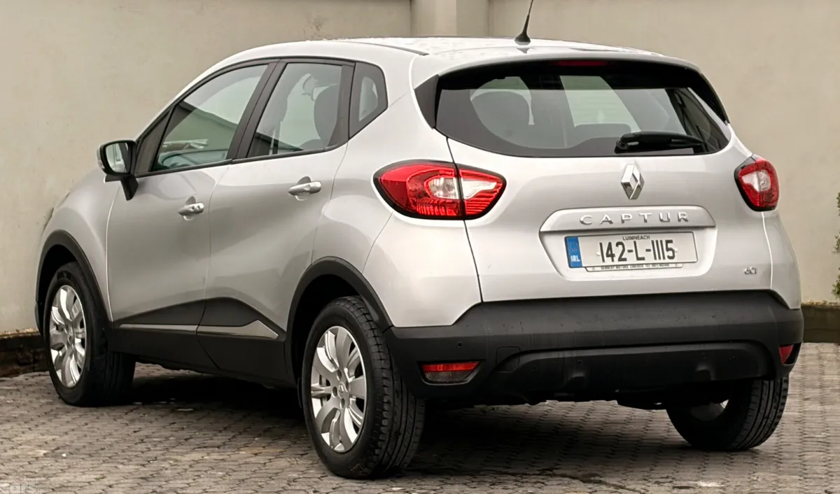 Renault Captur Hatchback, Diesel, 2014, Silver