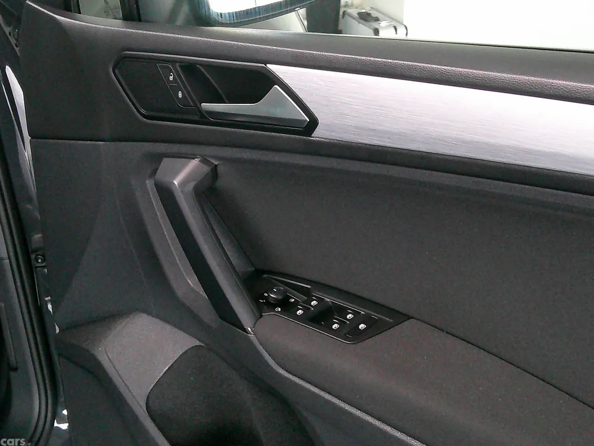 Volkswagen Tiguan SUV, Diesel, 2019, Grey