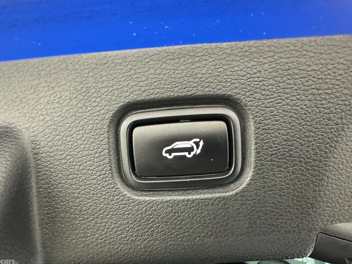 Kia Sportage SUV, Diesel Hybrid, 2025, Blue