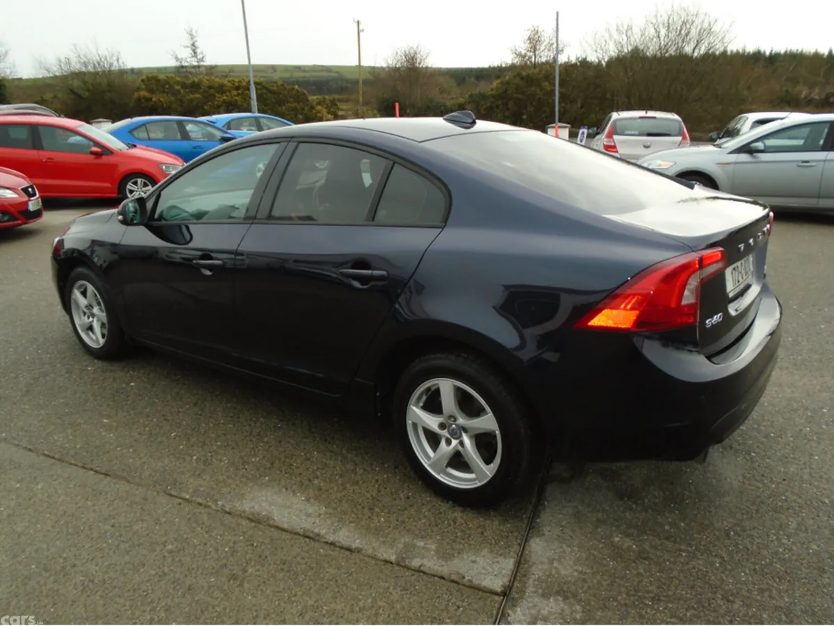 Volvo S60 Saloon, Diesel, 2017, Blue