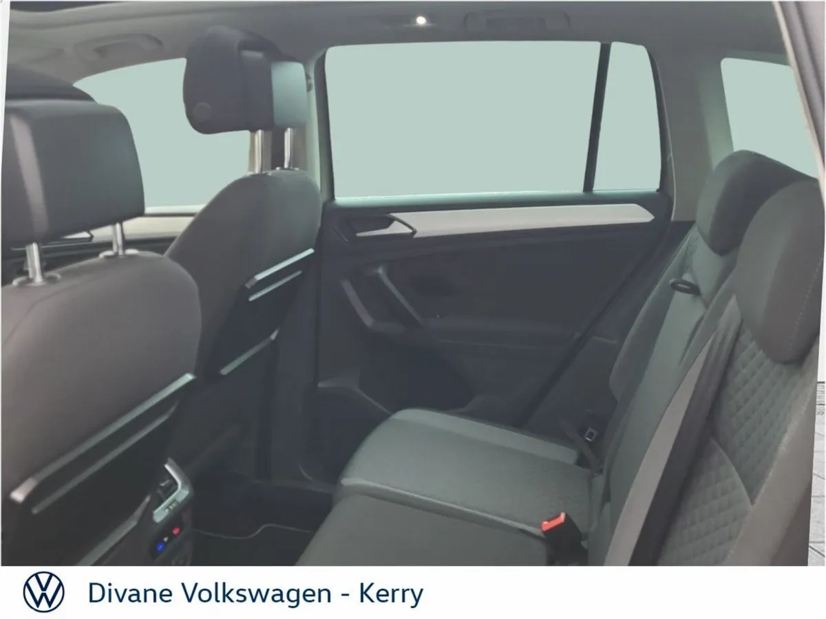 Volkswagen Tiguan SUV, Diesel, 2017, Beige