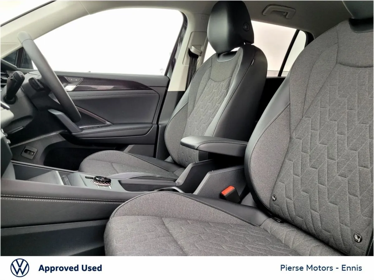 Volkswagen Tayron Estate, Diesel, 2026, Black