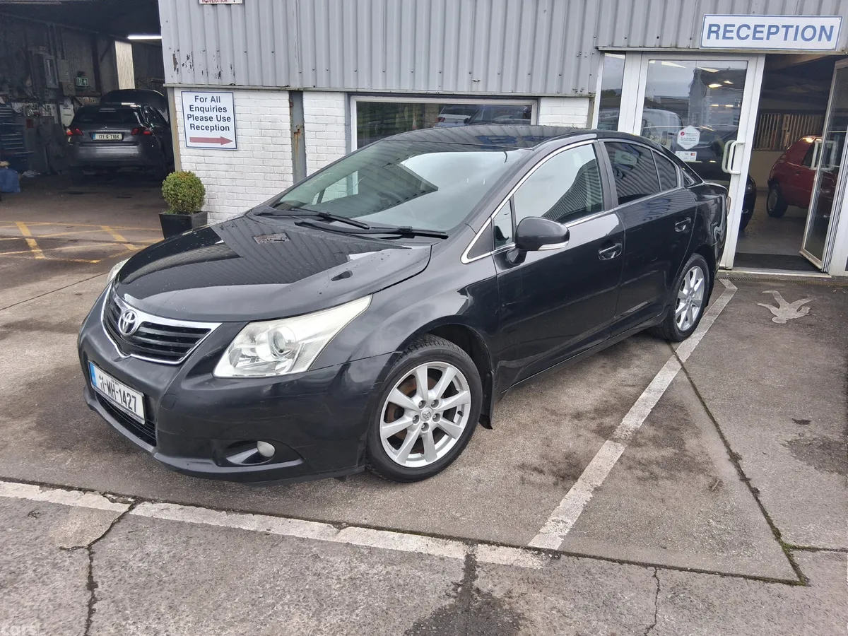 Toyota Avensis Saloon, Diesel, 2011, Black
