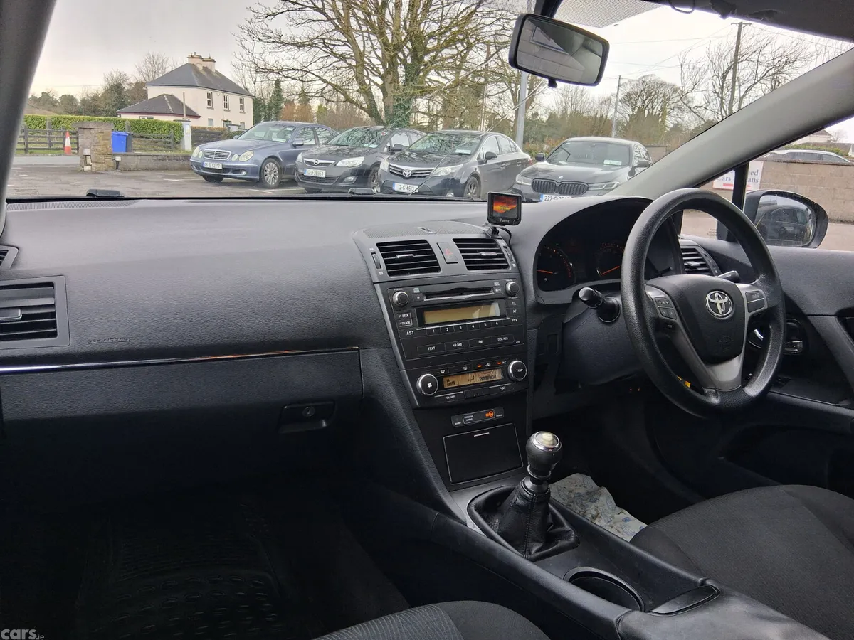 Toyota Avensis Saloon, Diesel, 2011, Black