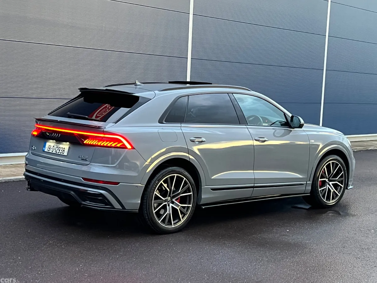 Audi Q8 Hatchback, Diesel, 2019, Grey