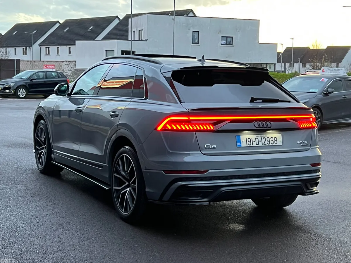 Audi Q8 Hatchback, Diesel, 2019, Grey