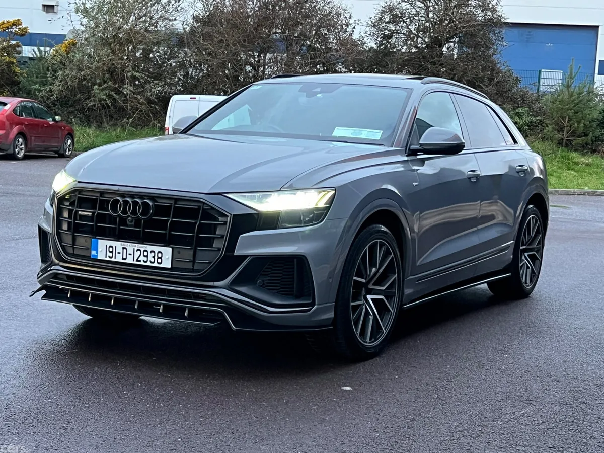 Audi Q8 Hatchback, Diesel, 2019, Grey