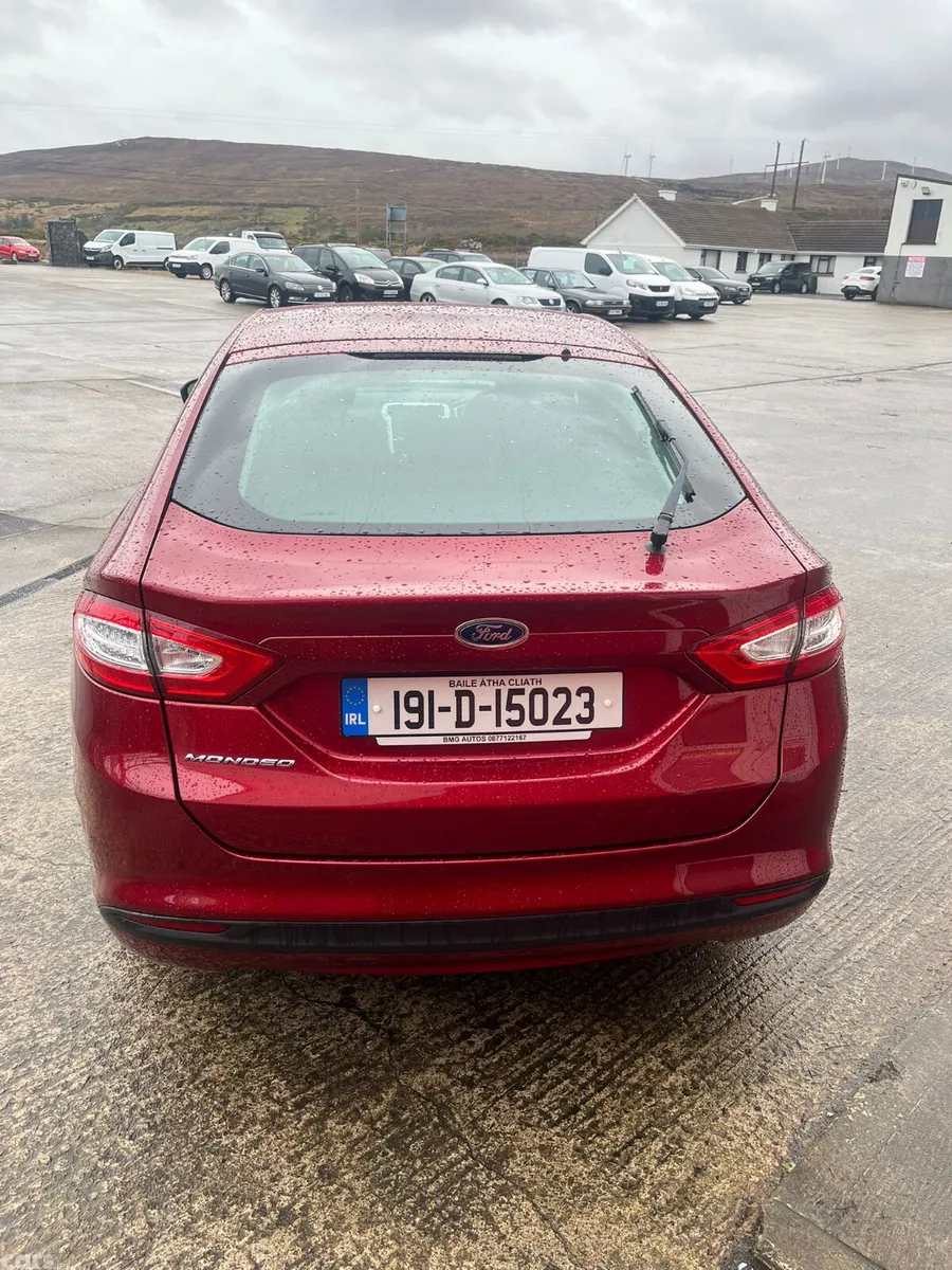 Ford Mondeo Hatchback, Diesel, 2019, Red