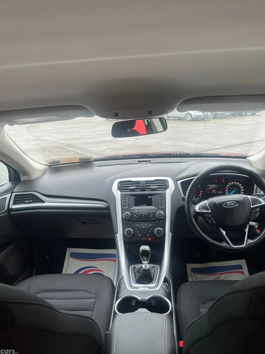 Ford Mondeo Hatchback, Diesel, 2019, Red