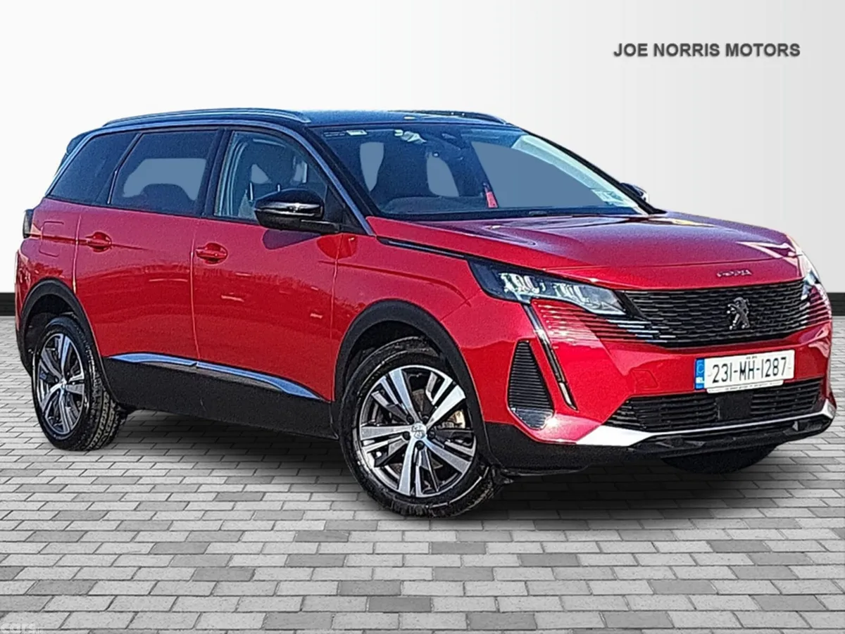 Peugeot 5008 SUV, Petrol, 2023, Red
