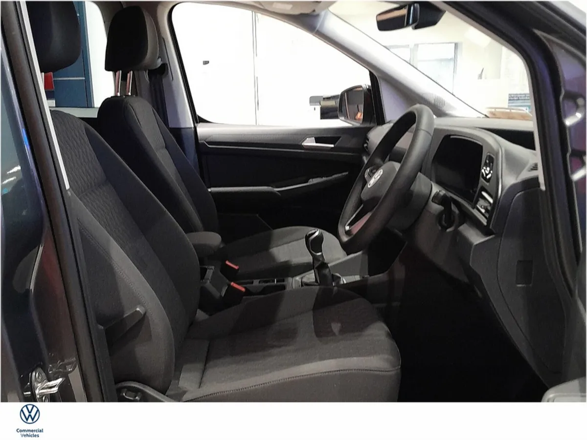 Volkswagen Caddy Maxi Life MPV, Diesel, 2026, Grey