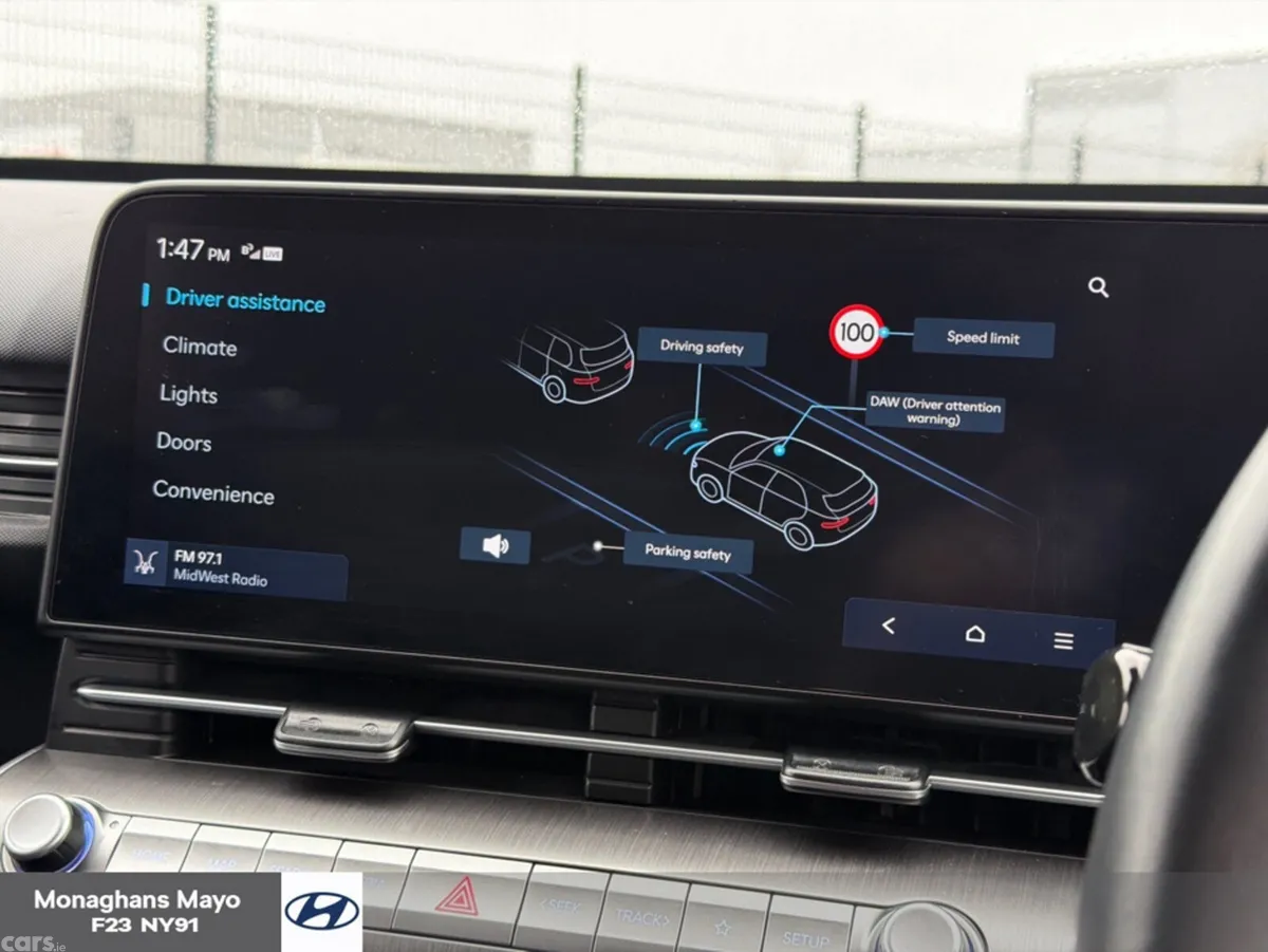 Hyundai KONA MPV, Petrol, 2024, Black