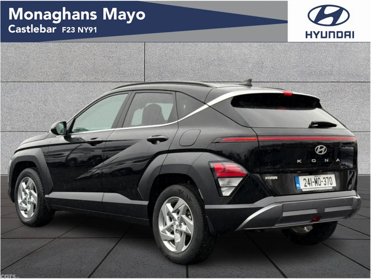 Hyundai KONA MPV, Petrol, 2024, Black
