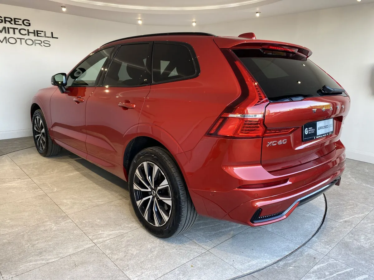 Volvo XC60 SUV, Diesel Hybrid, 2023, Red
