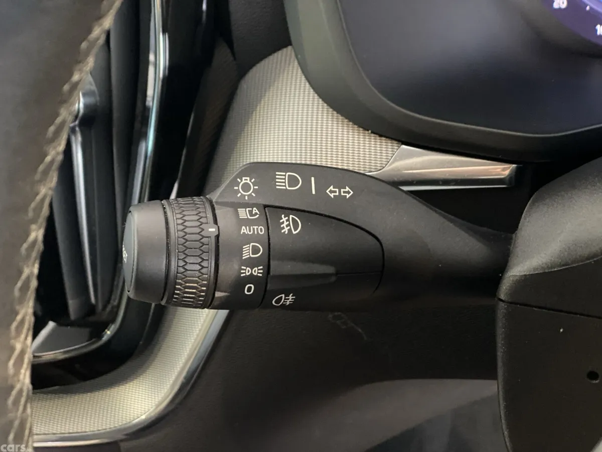 Volvo XC60 SUV, Diesel Hybrid, 2023, Red