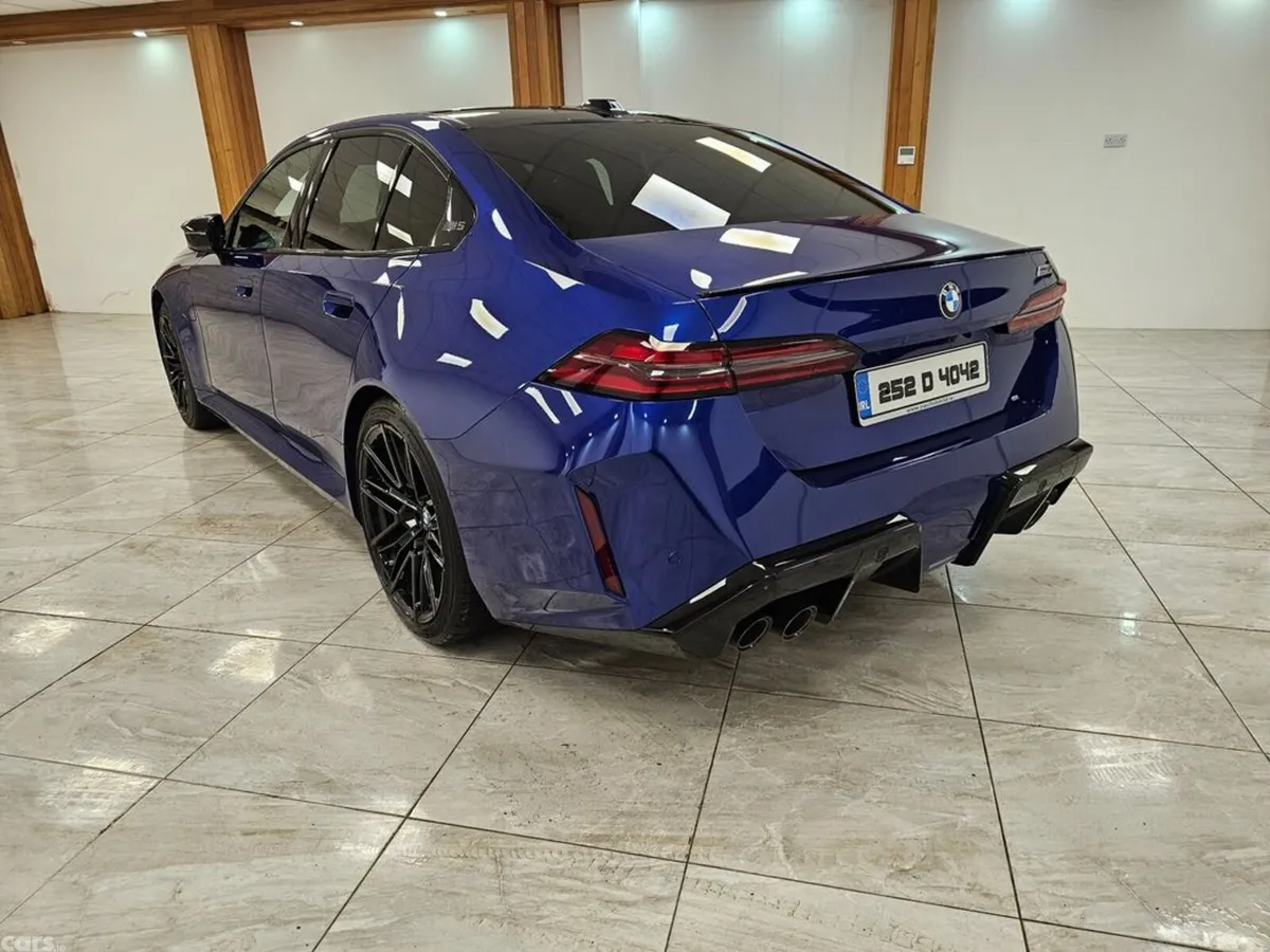 BMW M5 Saloon, Petrol Plug-in Hybrid, 2025, Blue