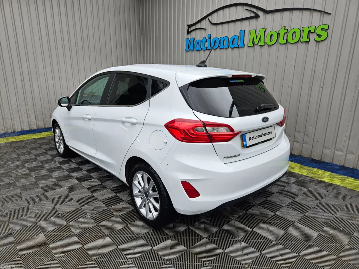 Ford Fiesta Hatchback, Petrol, 2019, White