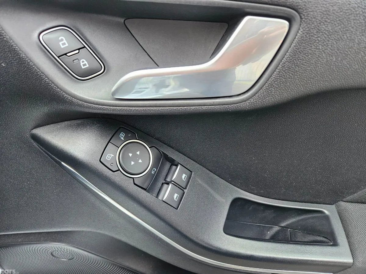 Ford Fiesta Hatchback, Petrol, 2019, White