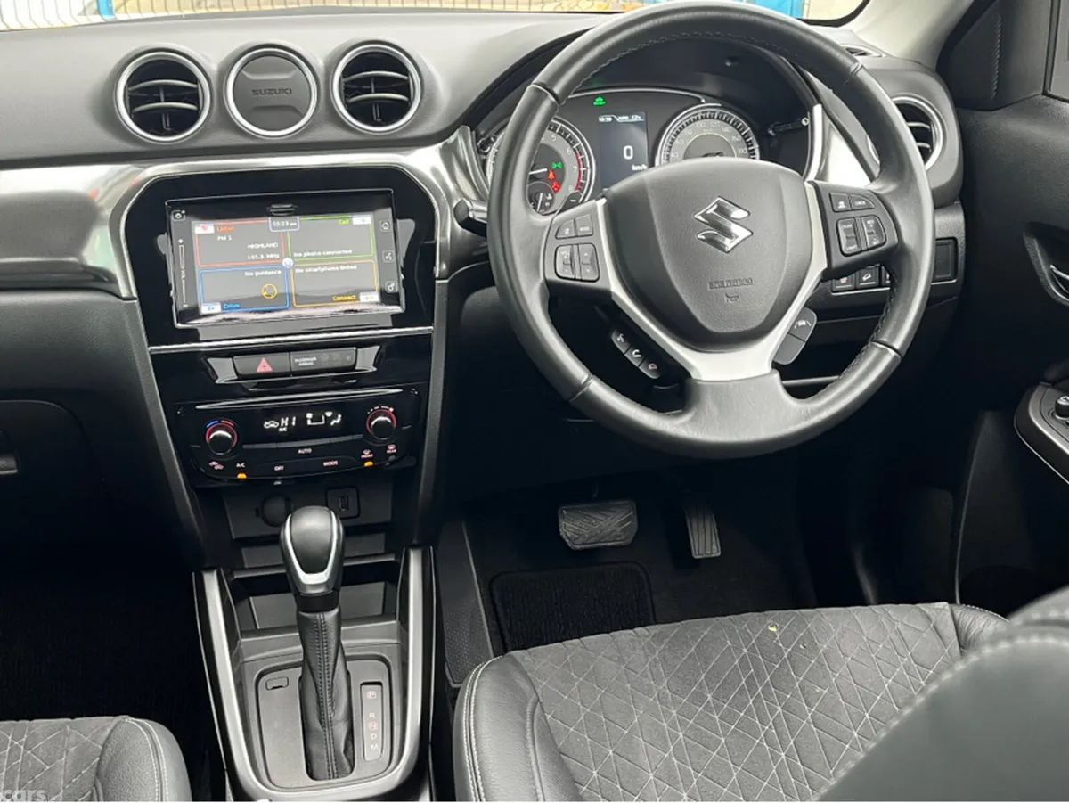 Suzuki Vitara SUV, Petrol Hybrid, 2024, Yellow