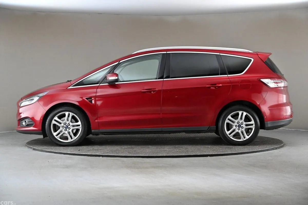 Ford S-Max MPV, Diesel, 2018, Red