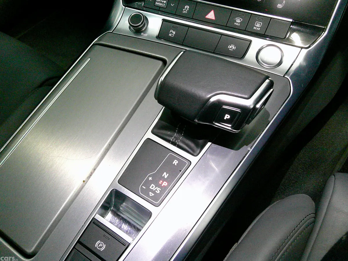 Audi A6 Estate, Diesel Hybrid, 2019, Grey