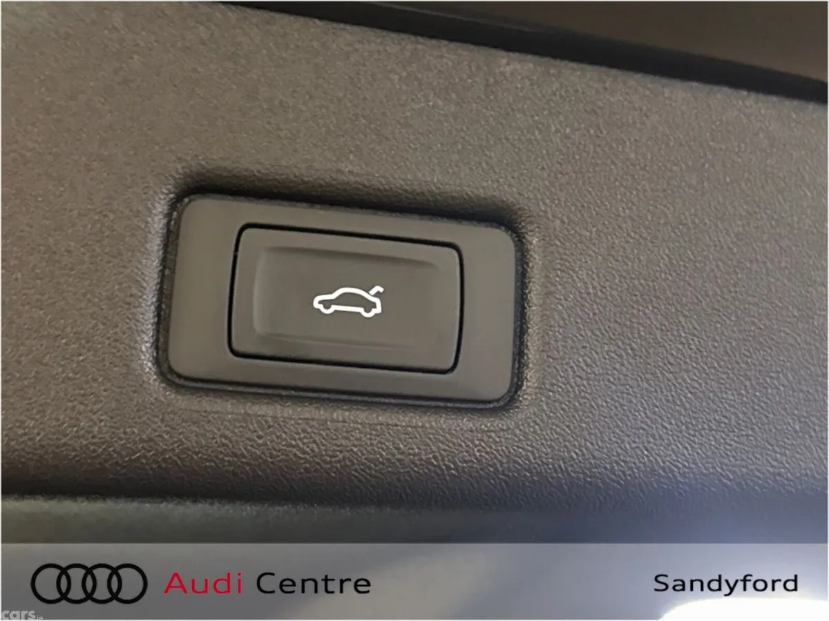 Audi Q5 SUV, Petrol Plug-in Hybrid, 2026, Grey