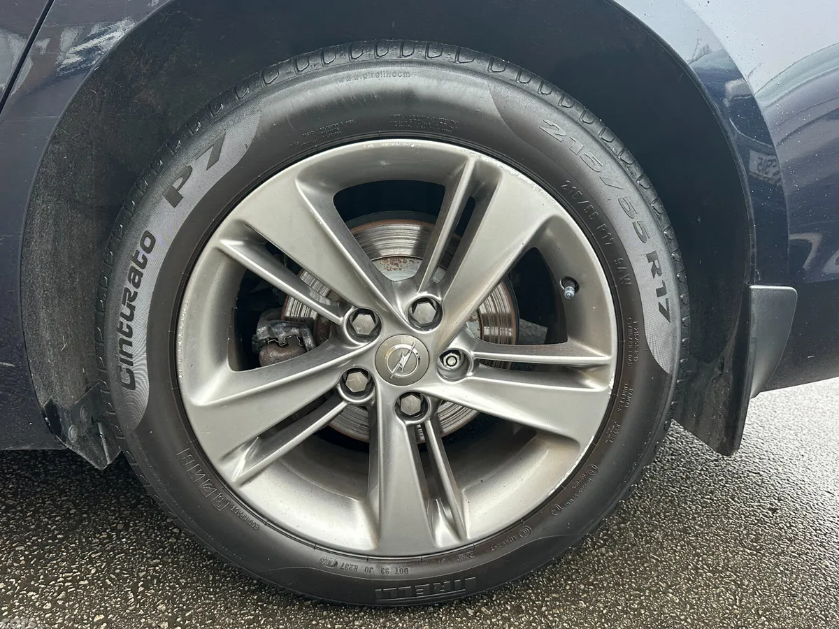 Opel Insignia Hatchback, Diesel, 2021, Blue