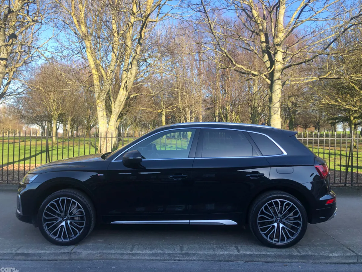 Audi Q5 SUV, Petrol Plug-in Hybrid, 2021, Black