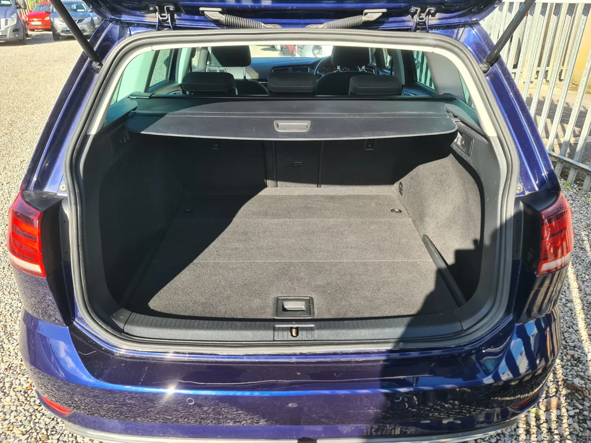 Volkswagen Golf Estate, Diesel, 2017, Blue
